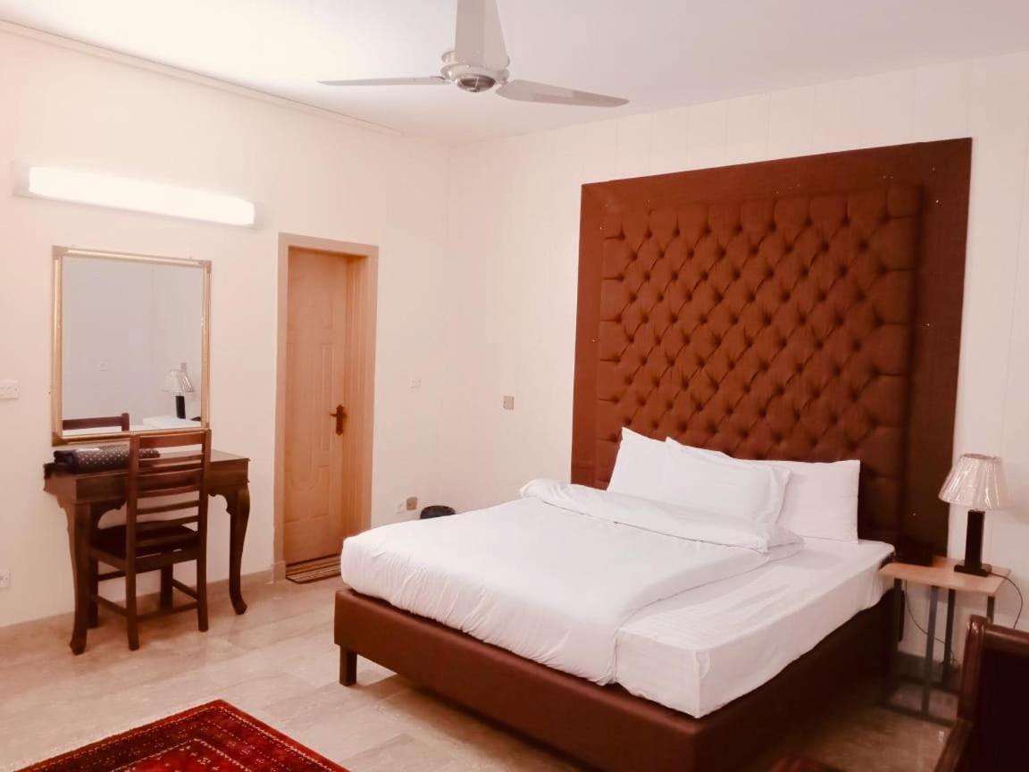 فندق اسلام ابادفي  Blue Moon Residency المظهر الخارجي الصورة